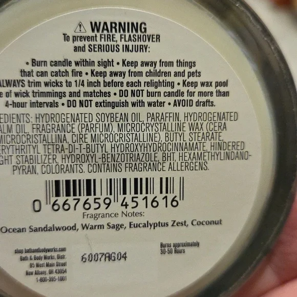 Bath & Body Works Warm Ocean Breeze Candle - Green & Blue - Picture 2 of 3